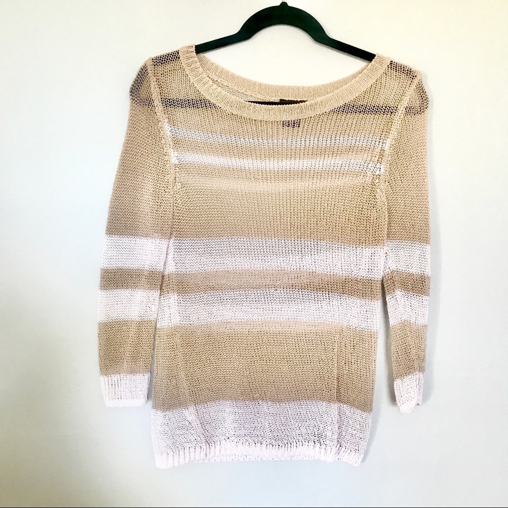 Ann Taylor | tan & white stripped top